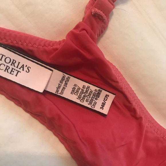 Victoria secret push-up bra - Picture 2 of 2